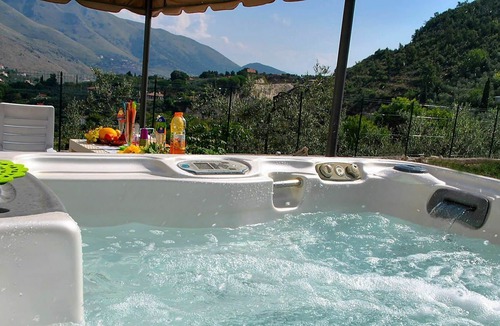 Itri Villa | Beautiful private villa for 7 people with private pool, WIFI, TV, patio and parking