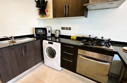 Al Hoora Apartment | Best Apartment, Swimming Pool + Sauna + Gym + Full Kitchen + WIFI