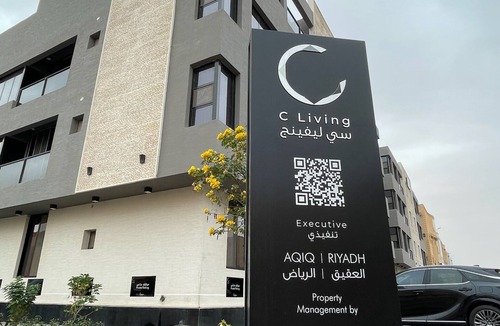 Al Aqiq Apartment | C Living - Premium 3 Bedroom with Large Windows