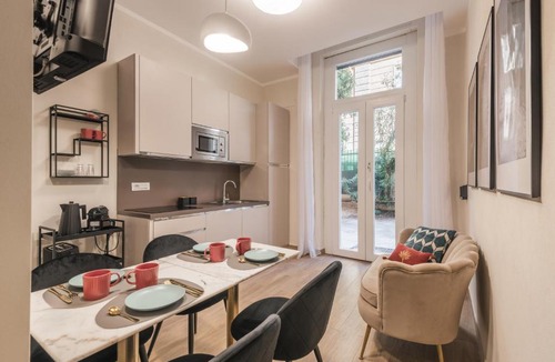 Sallustiano Apartment | C1 Top Class Apartments, 2 camere delux, max 6 persone distante 15 minuti a piedi da Fontana di Trevi