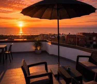 Imi Ouaddar Apartment | Cactus Apartment - Walk to Surf Beaches, Rooftop View, Remote Work, Free Parking, AC