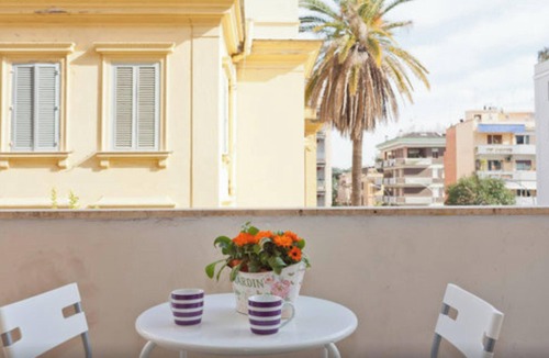 Gianicolense Apartment | Carlo's Welcome in Trastevere