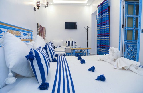 Medina of Chefchaouen Hotel | Casa Blue Pearl