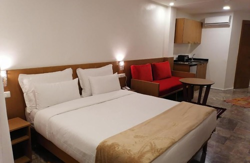 LA GIRONDE Apartment | Casa City Break Appart hôtel
