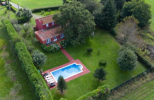 Trazo House | 'Casa De Piñeiro' with Mountain Views, Private Pool, and Optional SPA