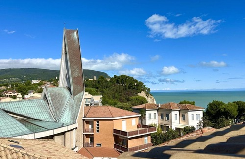 Numana Apartment | CASA DEL SOLE SX - Numana, wonderful two-room apartment in the square