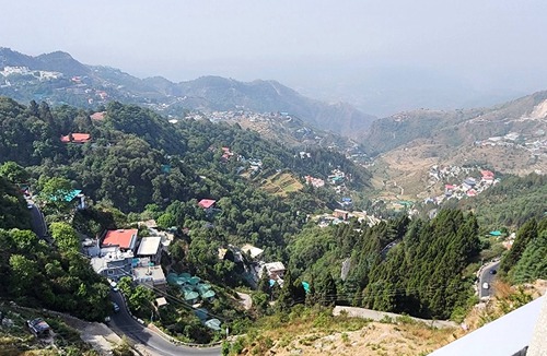 The Mall Road Apartment | Casa Doon Vista, 2 Bedroom Charming apartment with Awesome Doon Valley View