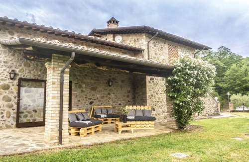 Bivio Lugnano Villa | Casa Raffaello - Four Bedroom Villa, Sleeps 8