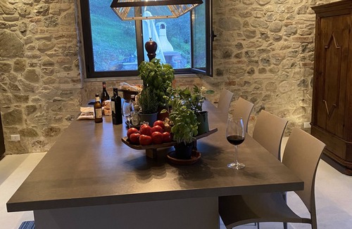Umbertide House | Casa Uccelli e Api - overlooking the Green heart of the Niccone Valley