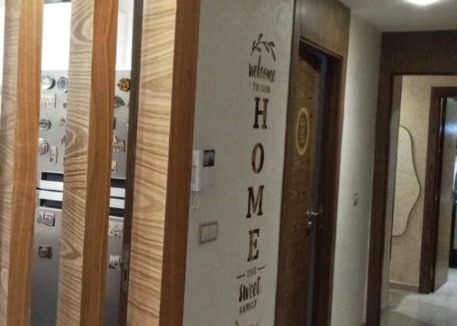 Sale House | Chambre climatisée proche aéroport avec salle de bain privée & balcon