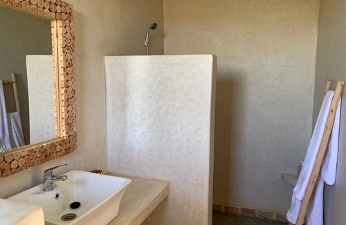 Sidi Abdallah Ghiat Bed & Breakfast | Chambre D'Hôtes : Welcome to our charming room