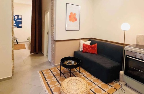 Nachlaot Apartment | Charming 1BR in Nachlaot Steps to the Shuk