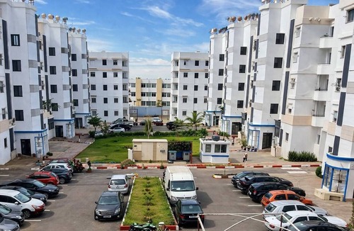 Oulad Azzouz Apartment | Charming 2-Bedroom Apartment with Moroccan Salon near Aquain Tamaris, Casablanca