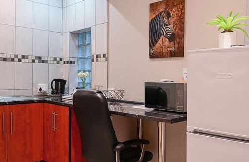 Nelspruit Bed & Breakfast | Charming Private B&B Room in Secure Estate