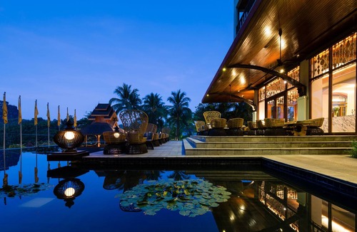 Kandawgyi Lake Area Hotel | Chatrium Hotel Royal Lake Yangon