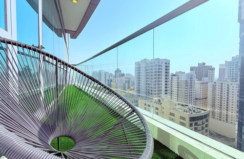 Al Hoora Apartment | Chic 1-bedroom apartment in marvelous Manama with AC, WiFi, fitness room