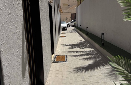 Riyadh Apartment | Chic 1-bedroom apartment with WiFi, AC in vibrant Riyadh-T