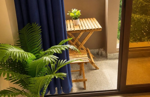 Secteur Touristique Apartment | City Center 10-Min Walk to the Beach