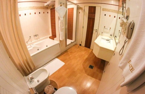 Block 428 Hotel | City Center Hotel