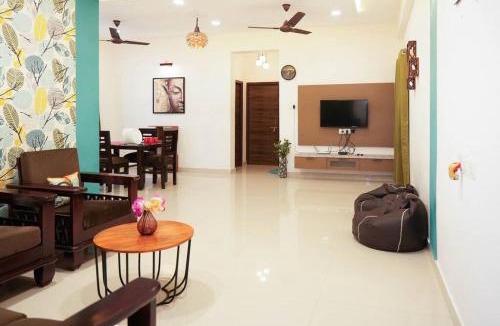 Gachibowli Apartment | Classe Moyenne -2BHK, Near US Embassy, Gachibowli