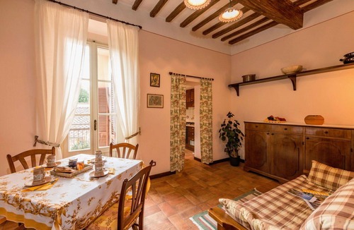 Po' Bandino Villa | Cosy apartment in villa for 9 guests with A/C, pool, WIFI, TV and patio