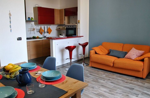 Formia Apartment | Cosy apartment for 4 guests with WIFI, A/C, balcony and pets allowed