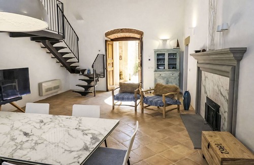 San Feliciano Apartment | Cosy apartment for 4 people with WIFI, A/C, TV and patio