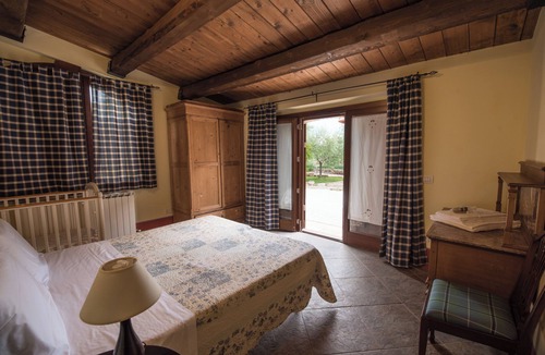 Ponzano di Fermo Cabin | Country cottage with pool, wi-fi, near beaches