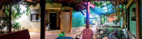 Manot House | Country lodging in Manot