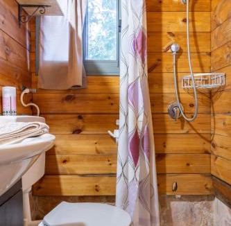 Manot House | Country lodging in Manot