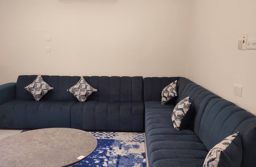Buraydah Hotel | Cozy 1-bedroom hotel with AC and shared bath, lounge,gymroom in lovely Buraydah