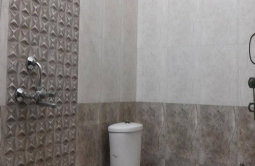 Varanasi House | Cozy Homestay near Mall Road