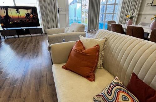 Riyadh Ski Chalet | Crystal Chalet Al-Aredh كريستال العارض