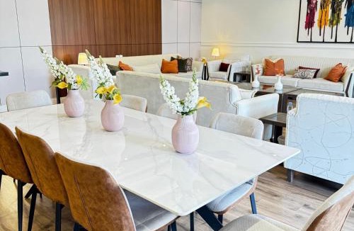 Riyadh Ski Chalet | Crystal Chalet Al-Aredh كريستال العارض