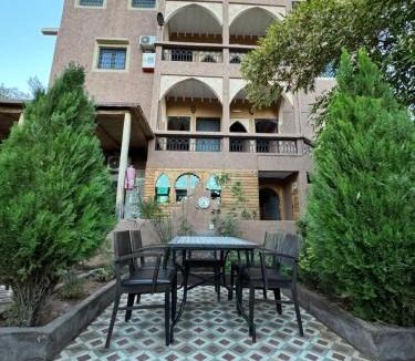 Ouzoud House | Dar Diafa Kaltom