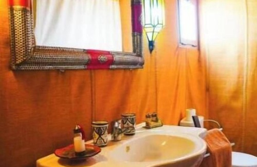 Merzouga Apartment | Deluxe Quadruple Room #1