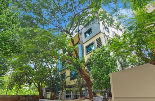 Madhapur House | Deluxe with Twin BedHotel SPG GRAND Hitech City