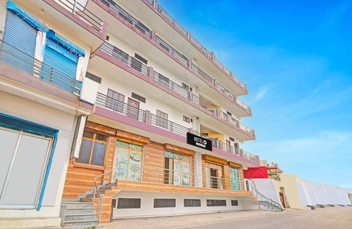 Dehradun House | DeluxeSunshine Guest House
