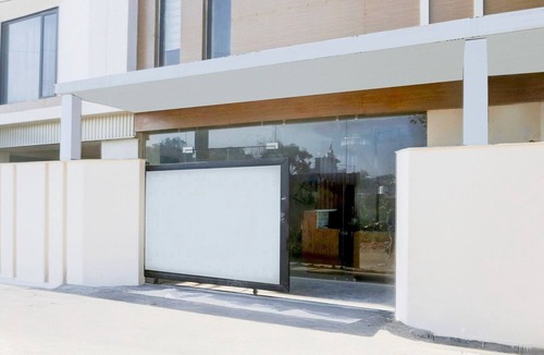 Dehradun House | DeluxeTownhouse Majra ISBT Dehradun