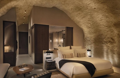 Tabuk Hotel | Desert Rock Resort