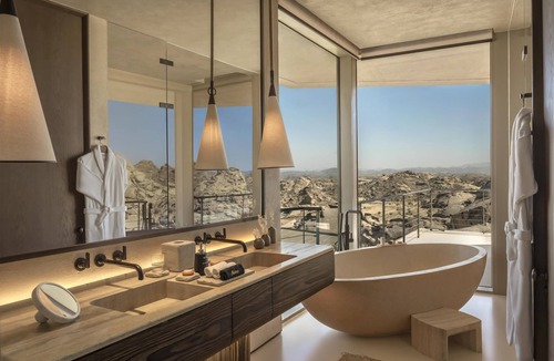 Tabuk Hotel | Desert Rock Resort