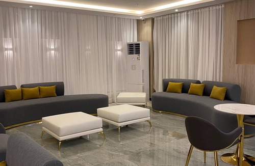 Medina Hotel | Diamond Corners Circular Hotel
