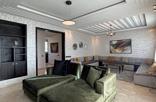 Malabata Apartment | Duplex Front mer