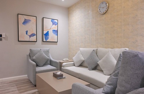 Al Khobar Hostel | East Garden Plus Serviced apartments شقق حديقة الشرق بلس للشقق المخدومة