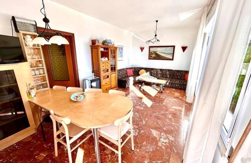 Villaggio Taunus Villa | EDITH VILLA FOR RENT IN NUMANA TAUNUS -With garden and terrace overlooking the sea