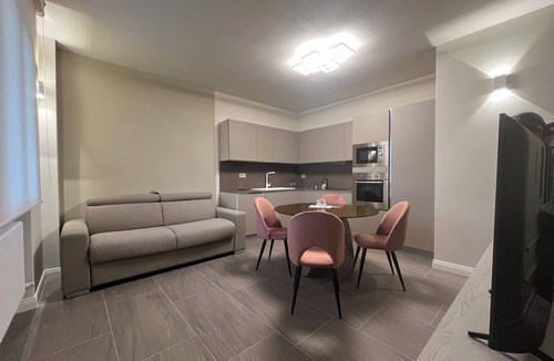 Vernazzano Basso Apartment | Elegance and Comfort in the Green Heart of Umbria "Suite Calipso"