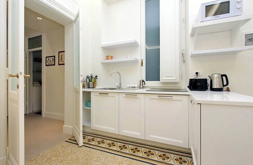 Rione VIII Sant'Eustachio Apartment | ELEGANT APARTMENT IN THE HEART OF ROME-NAVONA AREA