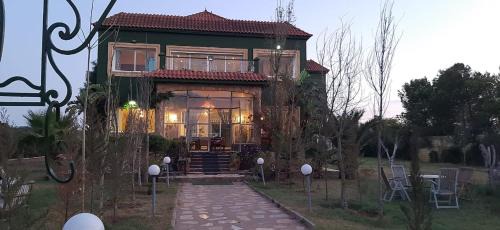 Laghnimyene Villa | Elegant Villa in Laghnimyene with Private Pool