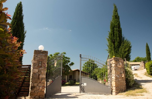 Gualdo Cattaneo Apartment | ENCHANTING FLAT WITH PRIVATE POOL