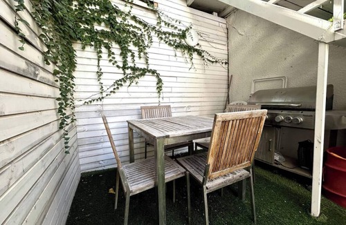 Herzliya Apartment | Entire apartment with private garden